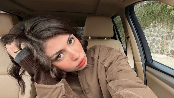 Zeynep Atılgan sosyal medya  - Sputnik Türkiye