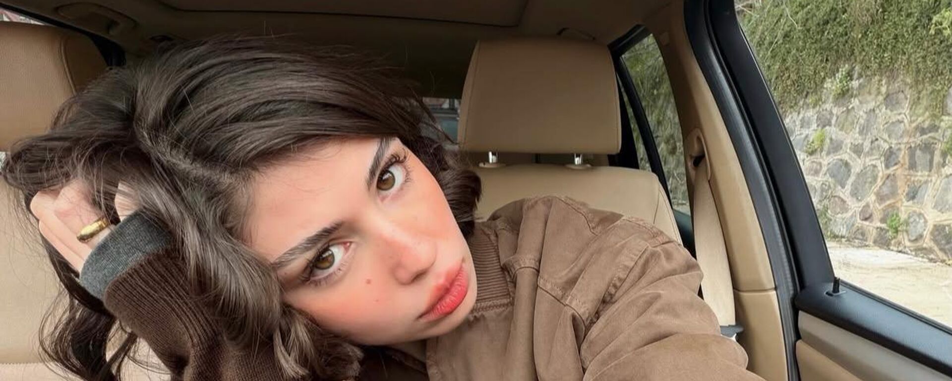 Zeynep Atılgan sosyal medya  - Sputnik Türkiye, 1920, 24.04.2026