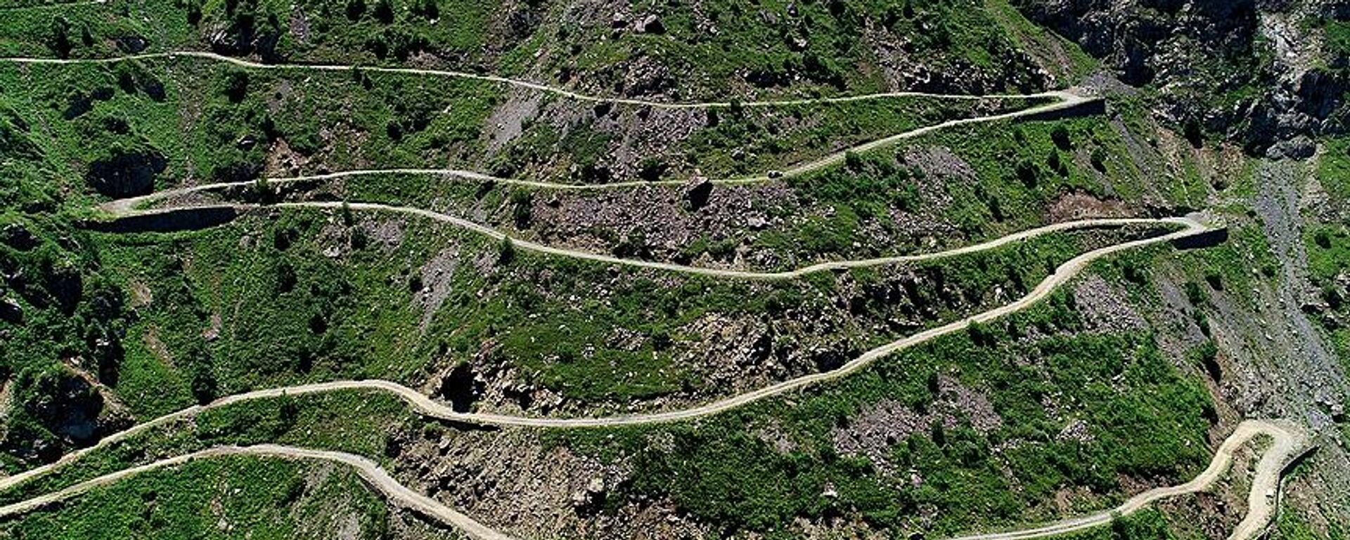 Bayburt D915 Yolu - Sputnik Türkiye, 1920, 26.04.2026