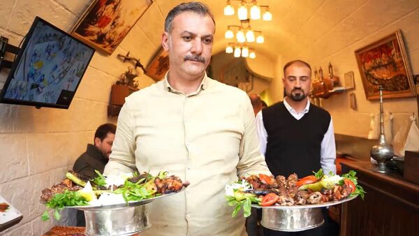 Şanlıurfa Gastronomi Turizminde Şahlandı: Lezzet Noktası Esnafın Yüzünü Güldürdü - Sputnik Türkiye