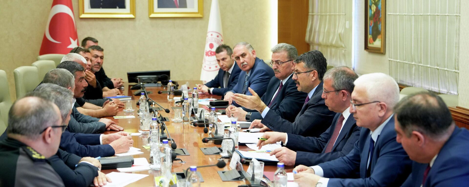 Maden işçileri ve işveren toplantısı - Sputnik Türkiye, 1920, 28.04.2026