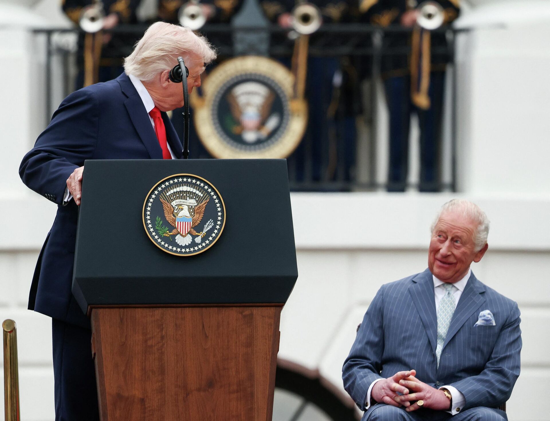 Donald Trump ve İngiltere Kralı 3. Charles - Sputnik Türkiye, 1920, 28.04.2026