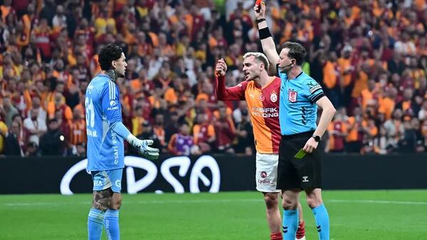 Fenerbahçe kalecisi Ederson - Sputnik Türkiye