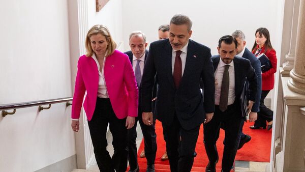 Dışişleri Bakanı Hakan Fidan, Beate Meinl-Reisinger - Sputnik Türkiye