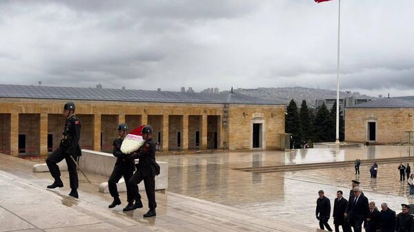 Rus Büyükelçi Verşinin'den Anıtkabir'e ziyaret - Sputnik Türkiye