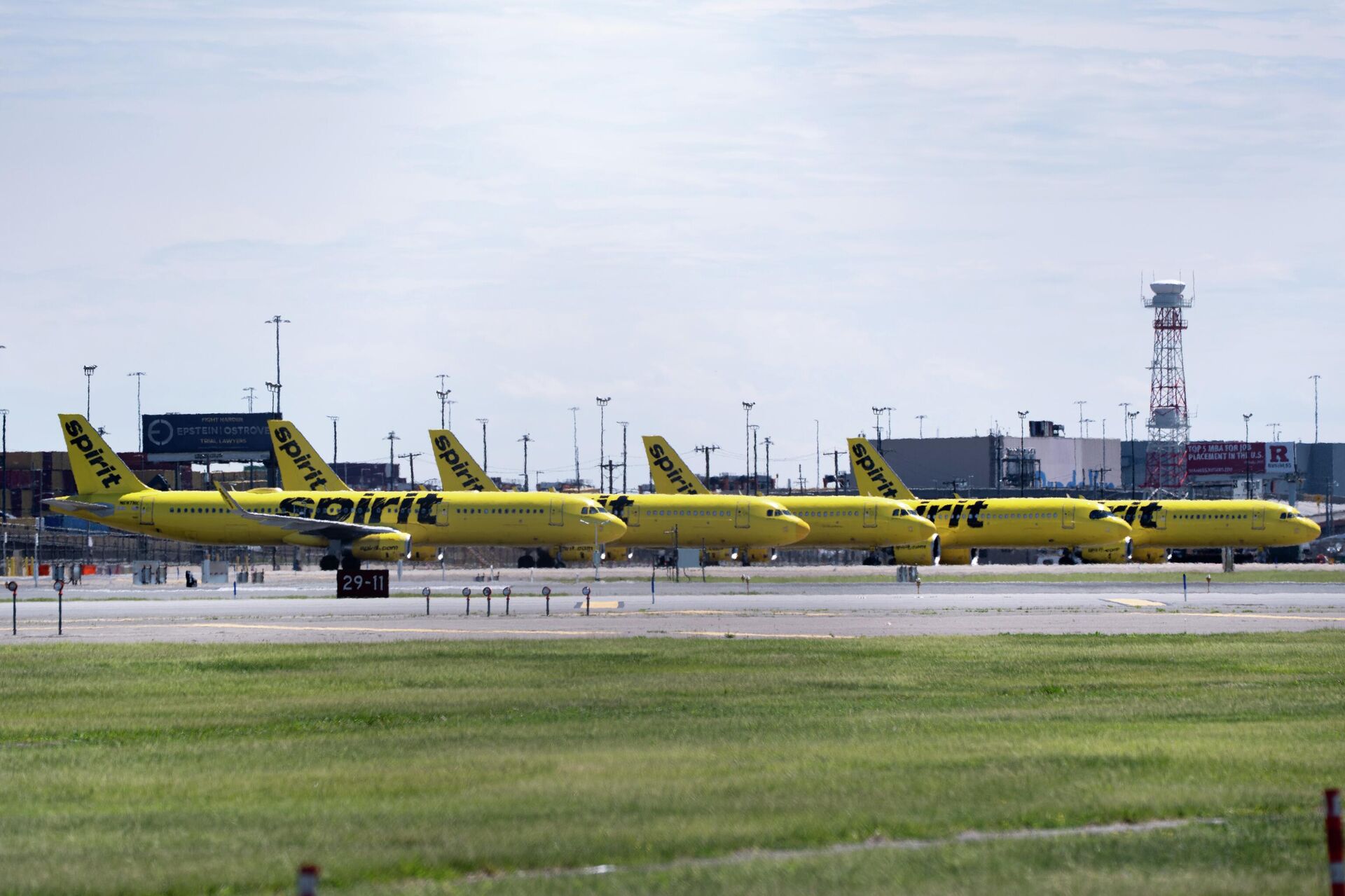 Spirit Airlines 34 yılın ardından operasyonlarını sonlandırdı - Sputnik Türkiye, 1920, 08.05.2026