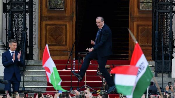 Dr. Hegedűs Zsolt﻿ dans

 - Sputnik Türkiye