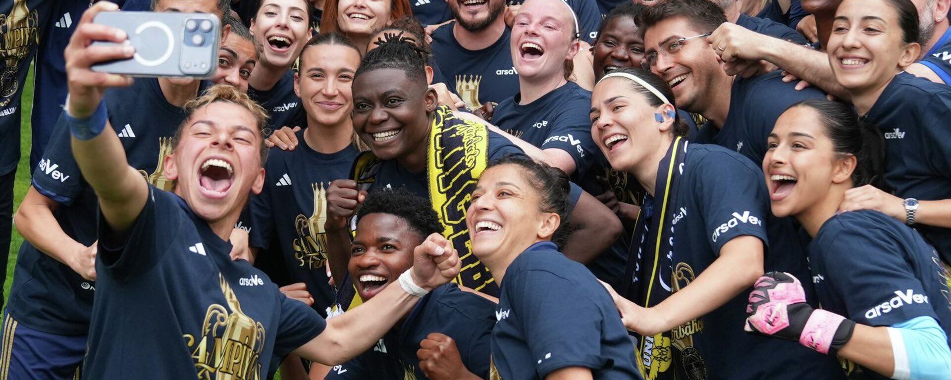 Fenerbahçe ArsaVev - Sputnik Türkiye, 1920, 10.05.2026