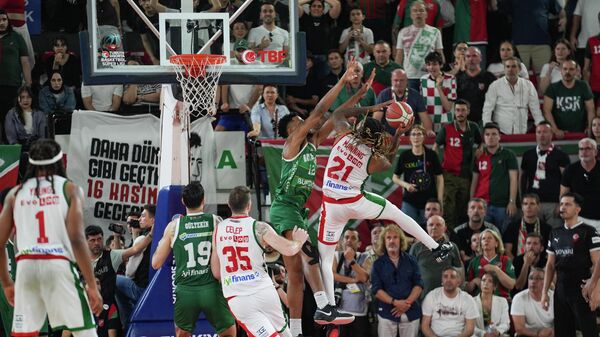 Karşıyaka-Bursaspor - Sputnik Türkiye