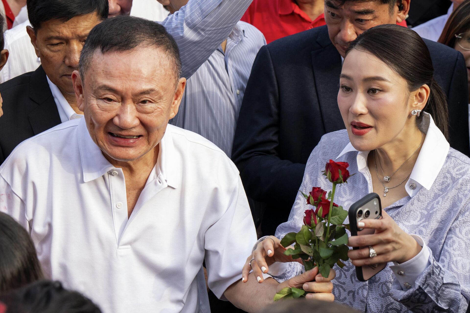Eski Tayland Başbakanı Thaksin Shinawatra şartlı tahliye ile serbest bırakıldı - Sputnik Türkiye, 1920, 11.05.2026