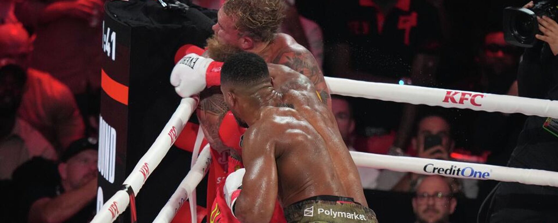 Jake Paul Anthony Joshua maçı - Sputnik Türkiye, 1920, 12.05.2026