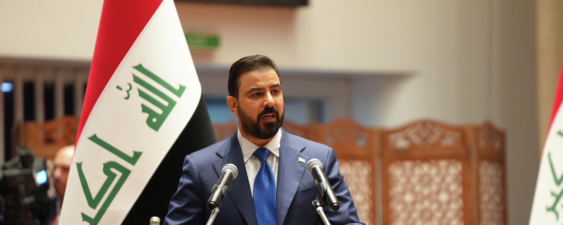 Irak Başbakanı Ali ez-Zeydi - Sputnik Türkiye, 1920, 16.05.2026