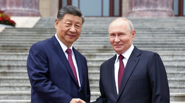 Rusya Devlet Başkanı Vladimir Putin ve Çin Devlet Başkanı Şi Cinping Rusya Devlet Başkanı Vladimir Putin ve Çin Devlet Başkanı Şi Cinping - Sputnik Türkiye