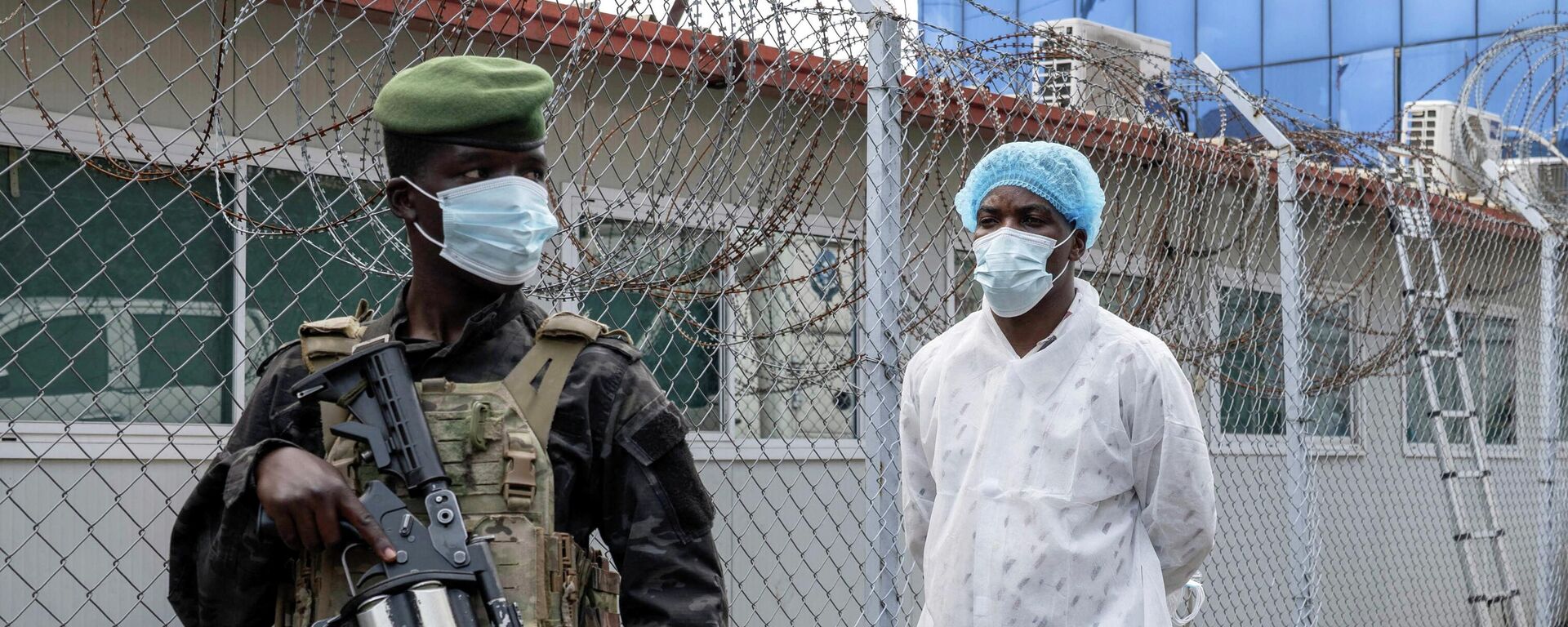 Demokratik Kongo Cumhuriyeti'nde M23 grubuna bağlı savaşçılar ve bölge yetkilileri Ebola testlerine katıldı - Sputnik Türkiye, 1920, 20.05.2026