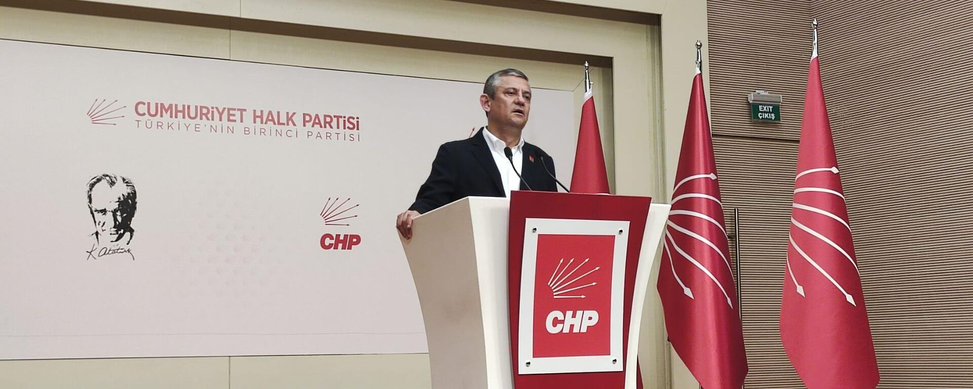 Özgür Özel - Sputnik Türkiye, 1920, 21.05.2026