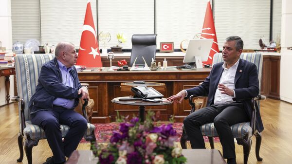 Ümit Özdağ, Özgür Özel - Sputnik Türkiye