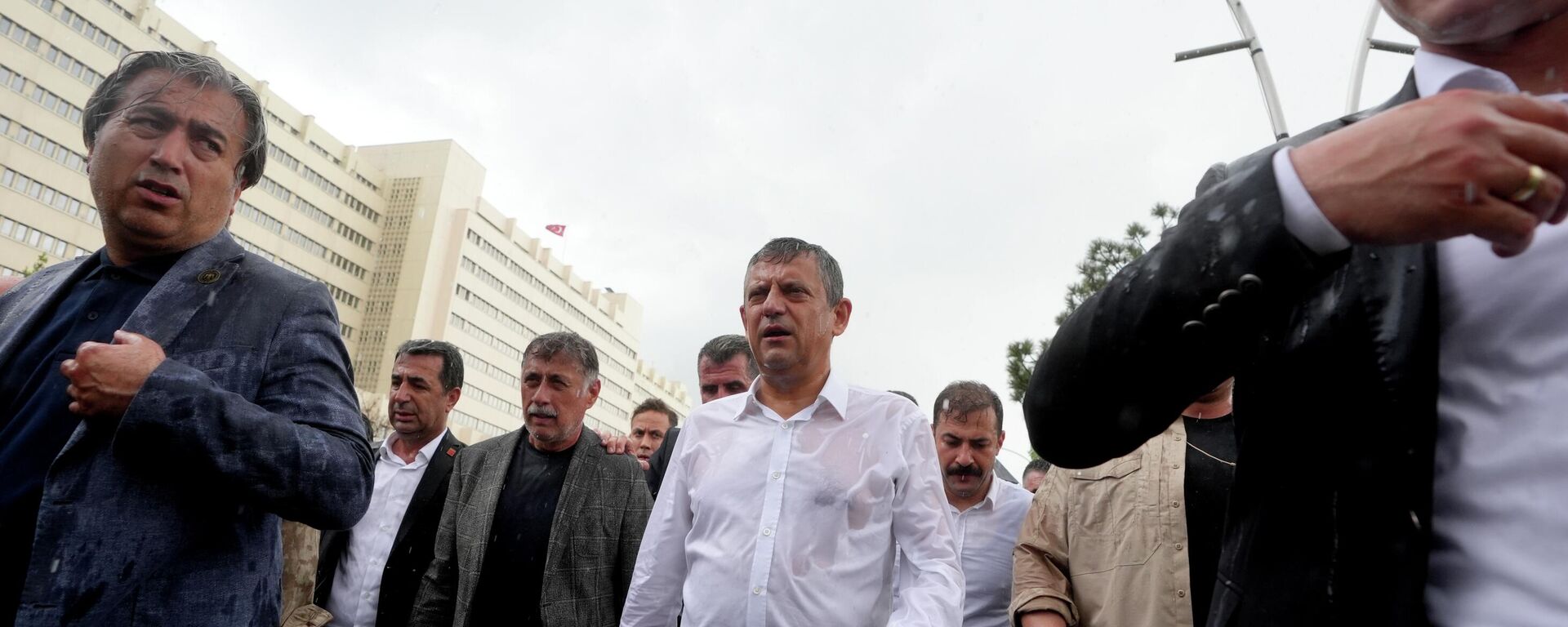 Özgür Özel - Sputnik Türkiye, 1920, 24.05.2026