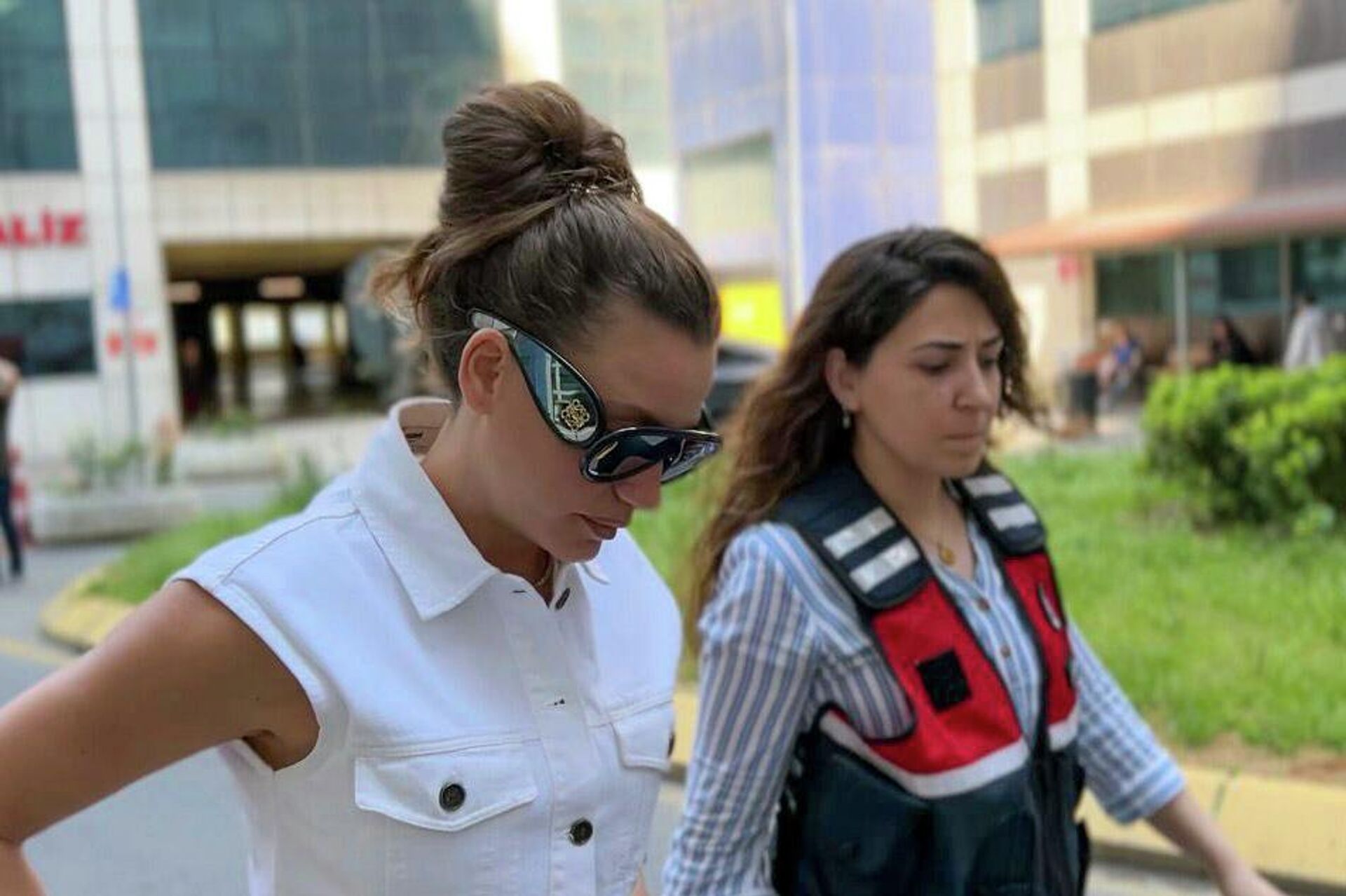 Serenay Sarıkaya - Sputnik Türkiye, 1920, 25.05.2026