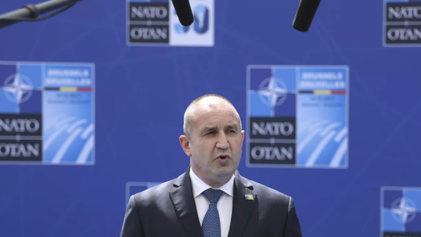 Bulgaristan Başbakanı Rumen Radev - Sputnik Türkiye