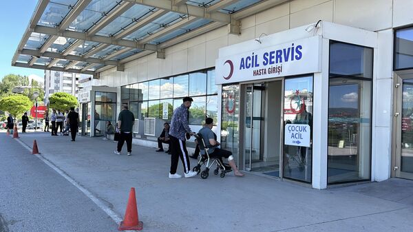 Bayramın ilk gününde kurban kesimi sırasında yaralananlar acil servislerine başvurdu - Sputnik Türkiye