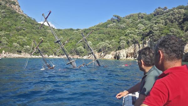 Marmaris'te günlük tur teknesi battı - Sputnik Türkiye
