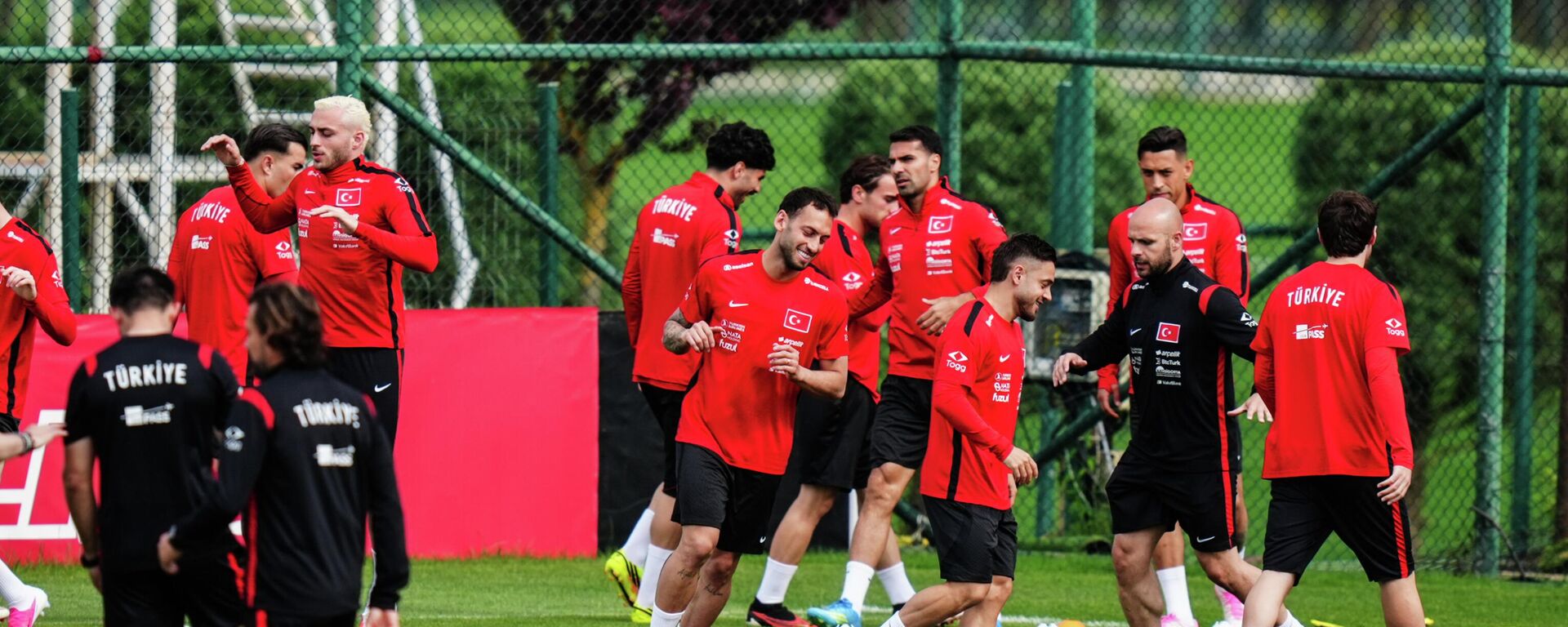 A Milli Futbol Takımı, 2026 Dünya Kupası'nın hazırlıklarını sürdürdü - Sputnik Türkiye, 1920, 01.06.2026