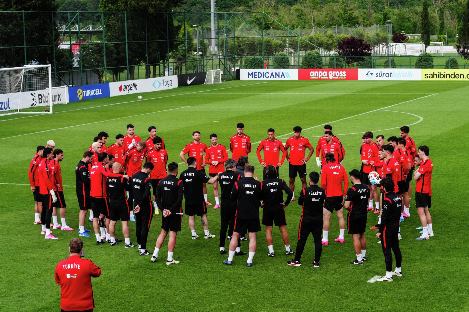 A Milli Futbol Takımı, 2026 Dünya Kupası'nın hazırlıklarını sürdürdü - Sputnik Türkiye, 1920, 01.06.2026
