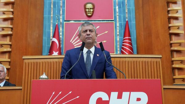 Özgür Özel - Sputnik Türkiye