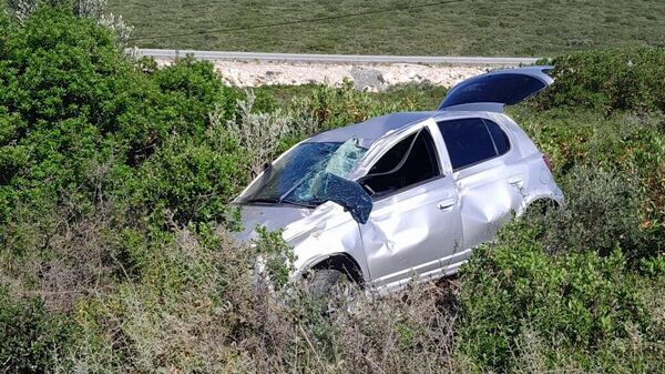 Aydın'ın Didim ilçesinde otomobilin şarampole devrilmesi sonucu 2 kişi hayatını kaybetti - Sputnik Türkiye