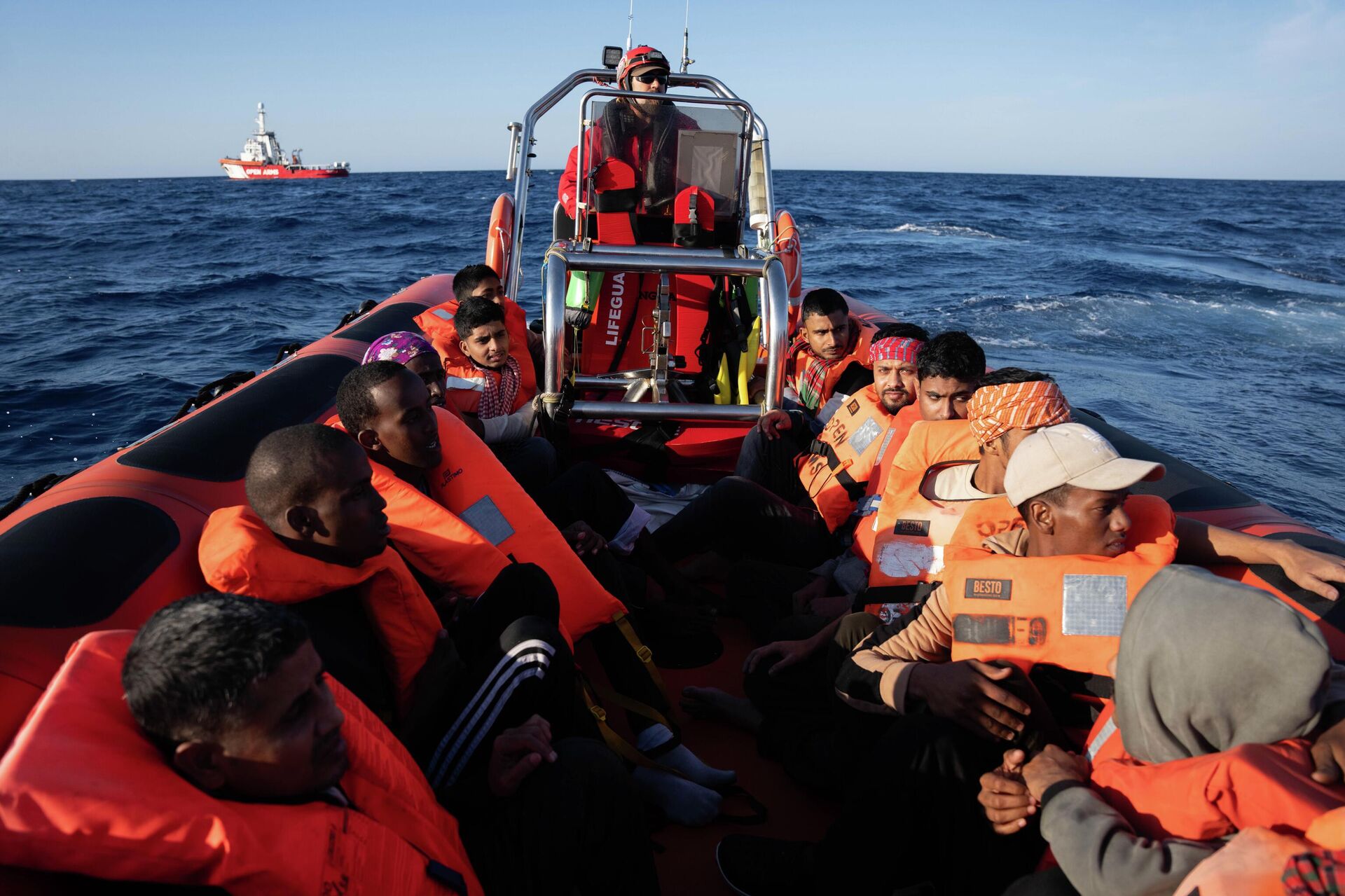 Akdeniz'de 58 göçmen kurtarıldı - Sputnik Türkiye, 1920, 03.06.2026