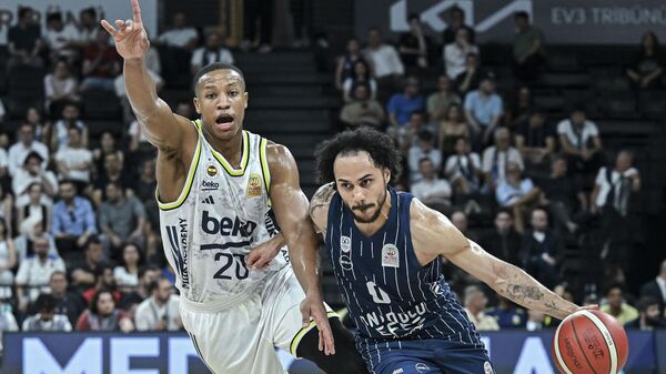 Anadolu Efes ve Fenerbahçe Beko - Sputnik Türkiye
