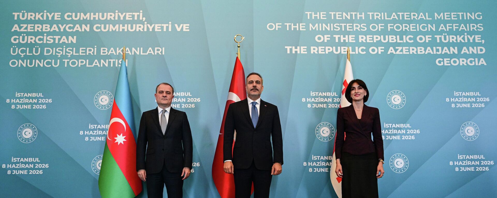 Hakan Fidan, Ceyhun Bayramov, Maka Botchorishvili - Sputnik Türkiye, 1920, 08.06.2026
