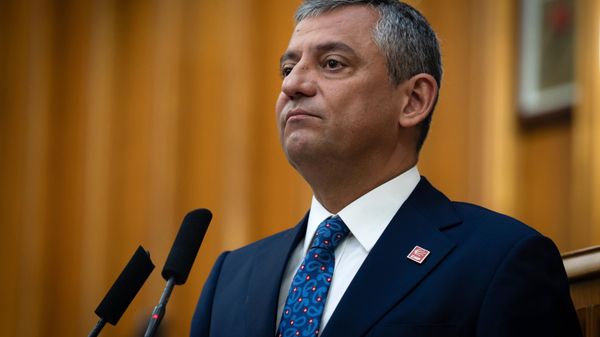 Özgür Özel - Sputnik Türkiye