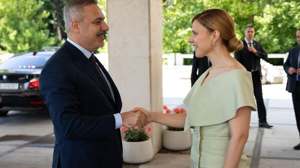 Hakan Fidan, Bulgaristan Dışişleri Bakanı Velislava Petrova-Chamova  - Sputnik Türkiye