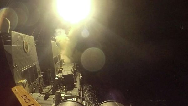 USS Michael Murphy (DDG 112) launches Tomahawk cruise missiles from an unknown location - Sputnik Türkiye