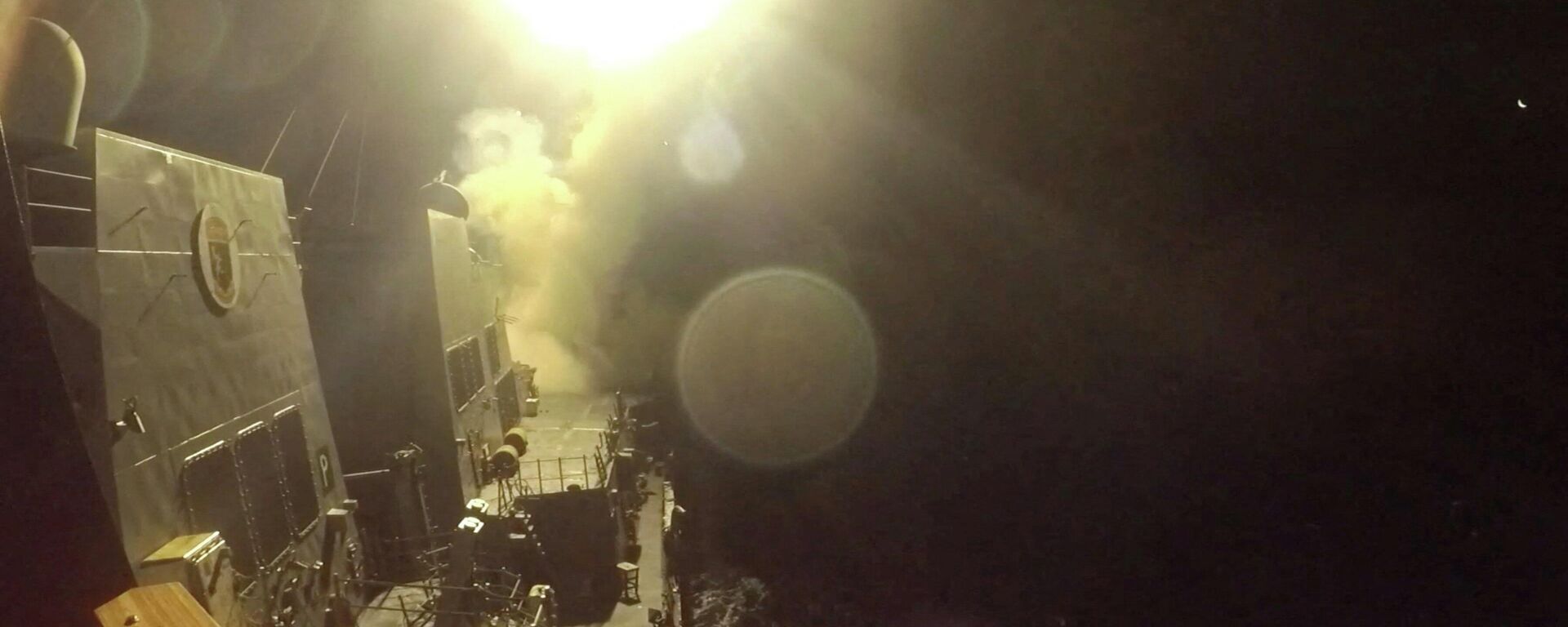 USS Michael Murphy (DDG 112) launches Tomahawk cruise missiles from an unknown location - Sputnik Türkiye, 1920, 11.06.2026