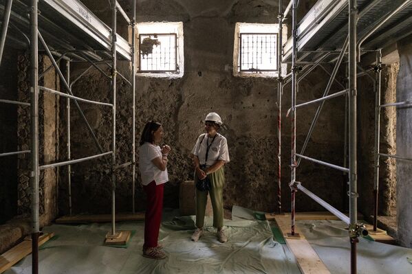 İtalya'nın güneyindeki antik Roma kenti Pompeii'de, Avrupa Arkeoloji Günleri kapsamında uzun süredir kapalı olan bazı bölümler yeniden ziyaretçilerin erişimine açıldı. - Sputnik Türkiye
