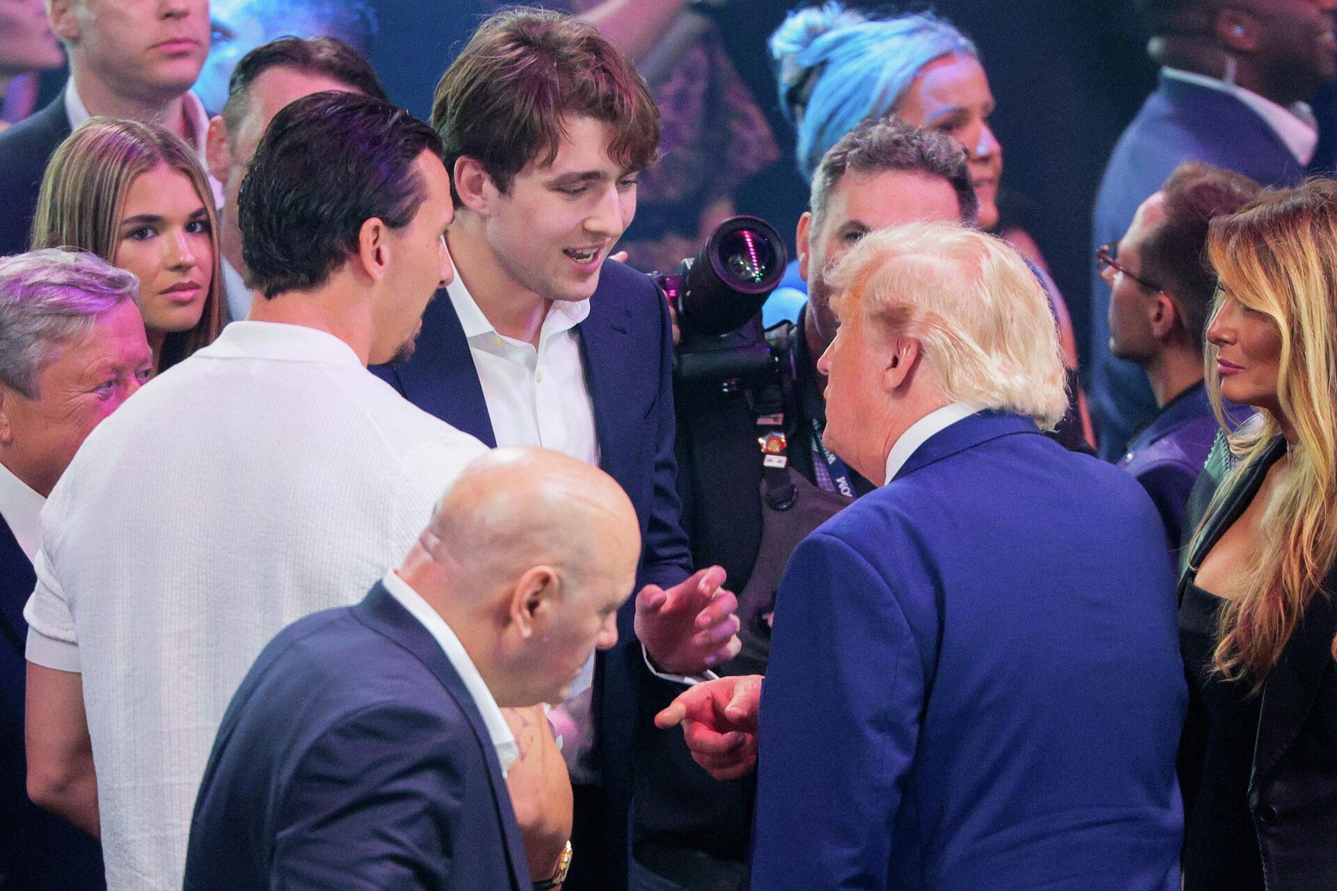 Trump, Beyaz Saray bahçesinde UFC gecesine ev sahipliği yaptı - Sputnik Türkiye, 1920, 15.06.2026