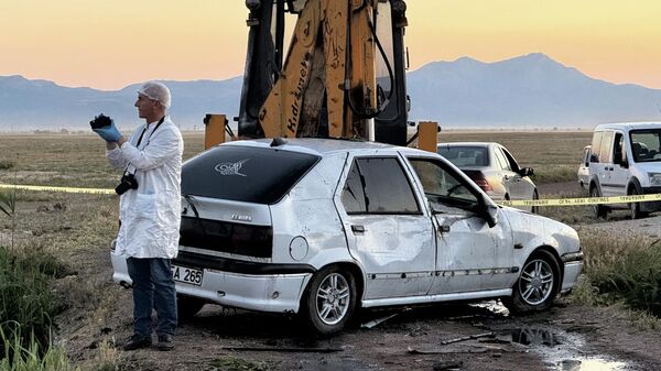 Karaman'da dereye devrilen otomobildeki aynı aileden 3 çocuk hayatını kaybetti, 4 kişi yaralandı - Sputnik Türkiye