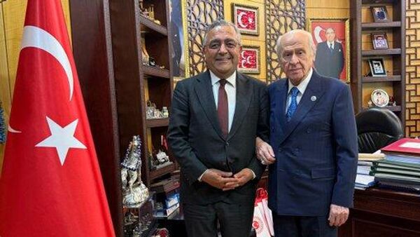 CHP Diyarbakır Milletvekili Sezgin Tanrıkulu ve MHP Genel Başkanı Devlet Bahçeli - Sputnik Türkiye
