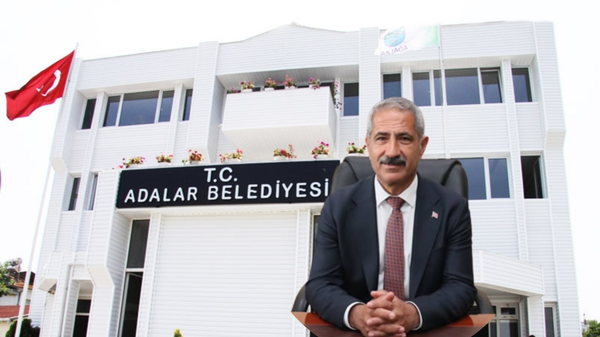 Adalar Belediyesi'ne operasyon: Belediye Başkanı Ali Ercan Akpolat dahil gözaltılar var - Sputnik Türkiye