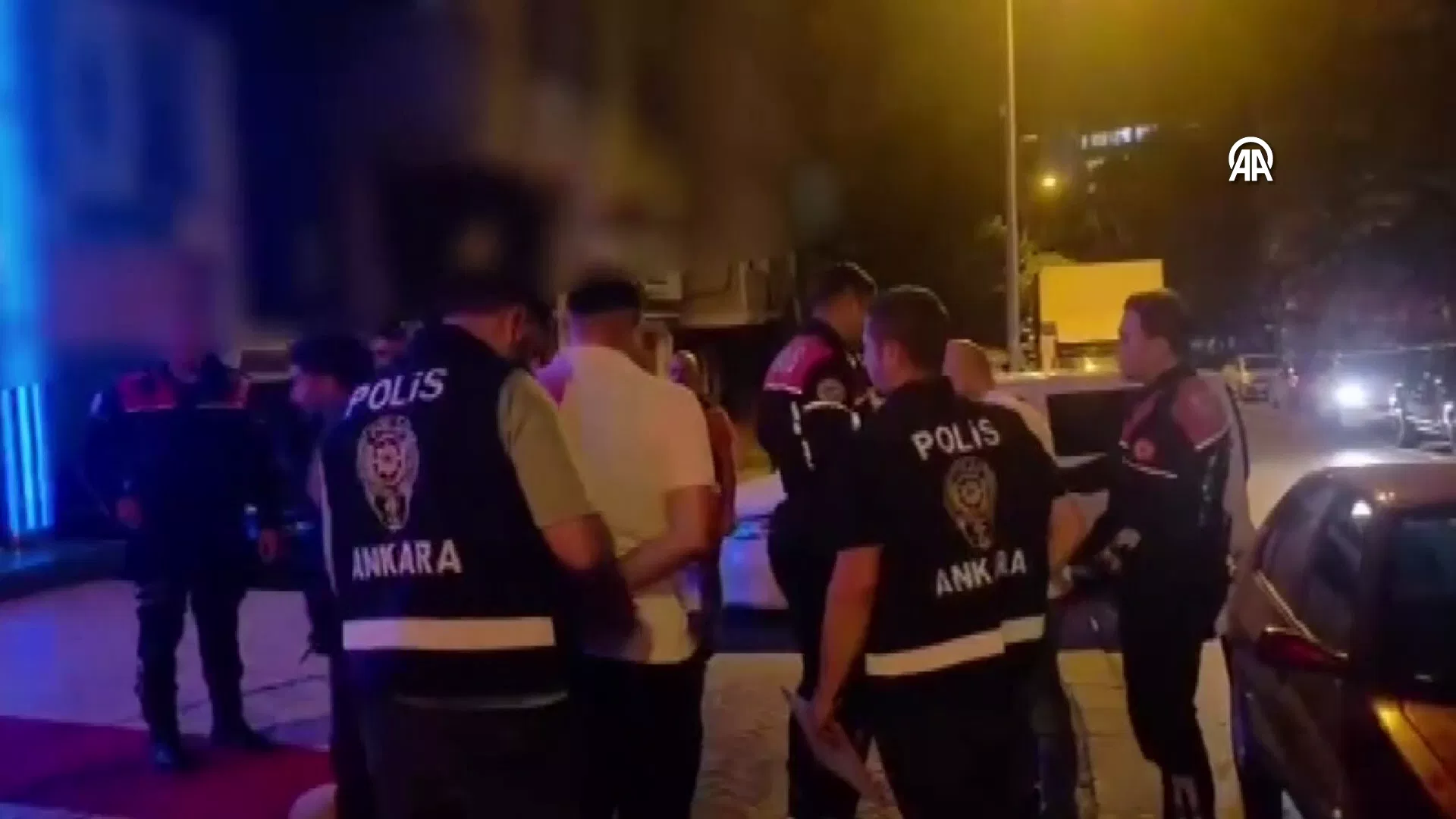 Ankara'da 'değnekçi' operasyonu: 30 gözaltı - Sputnik Türkiye, 1920, 21.06.2026