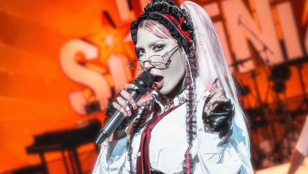Hande Yener - Sputnik Türkiye