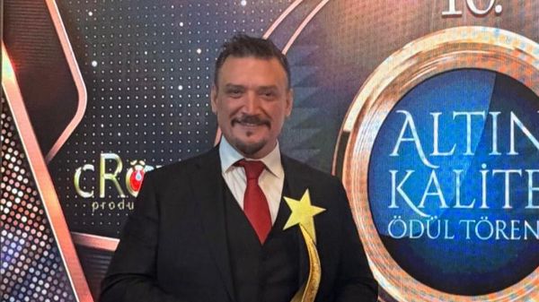 Şenol İpek sosyal medya  - Sputnik Türkiye