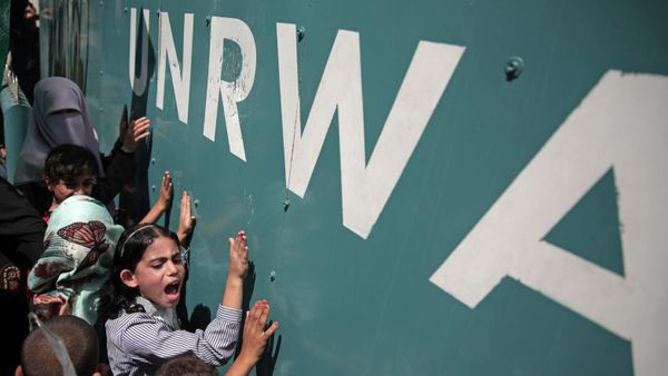In this Sunday, Aug. 16, 2015 file photo, a Palestinian school girl chants slogans during a demonstration against an UNRWA funding gap that could keep about 500,000 Palestinian students out of school this fall, outside the UNRWA Gaza Headquarters in Gaza City. - Sputnik Türkiye