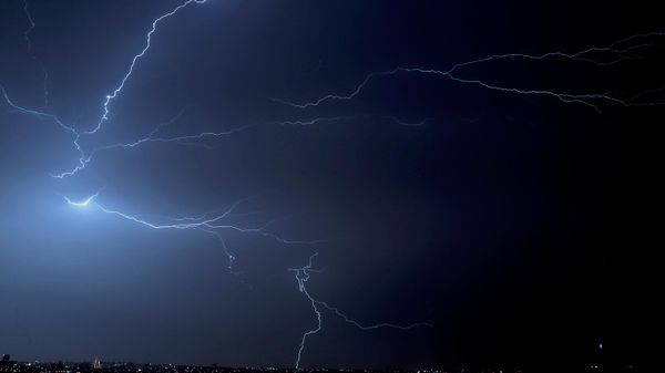 İstanbul gök gürültülü sağanak - Sputnik Türkiye