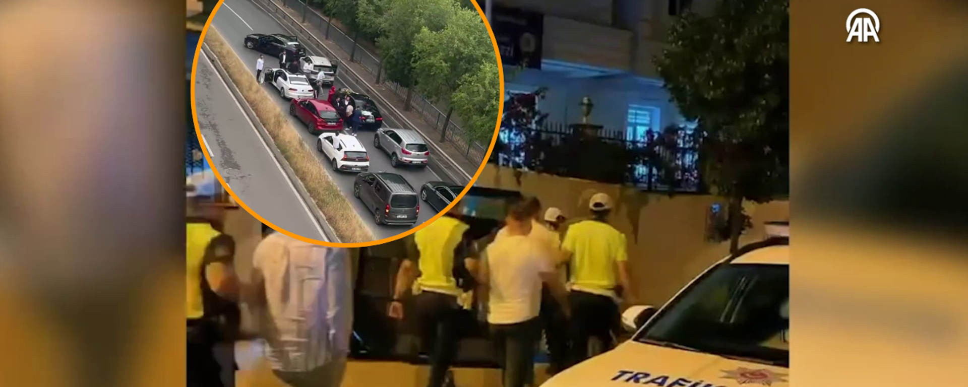 Düğün konvoyu yapıp trafiği kapatan 6 sürücüye yaklaşık 300 bin lira ceza - Sputnik Türkiye, 1920, 05.07.2026