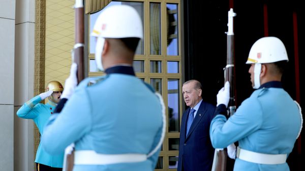 Cumhurbaşkanı Erdoğan NATO Zirvesi kapsamında ikili görüşmelere başladı - Sputnik Türkiye