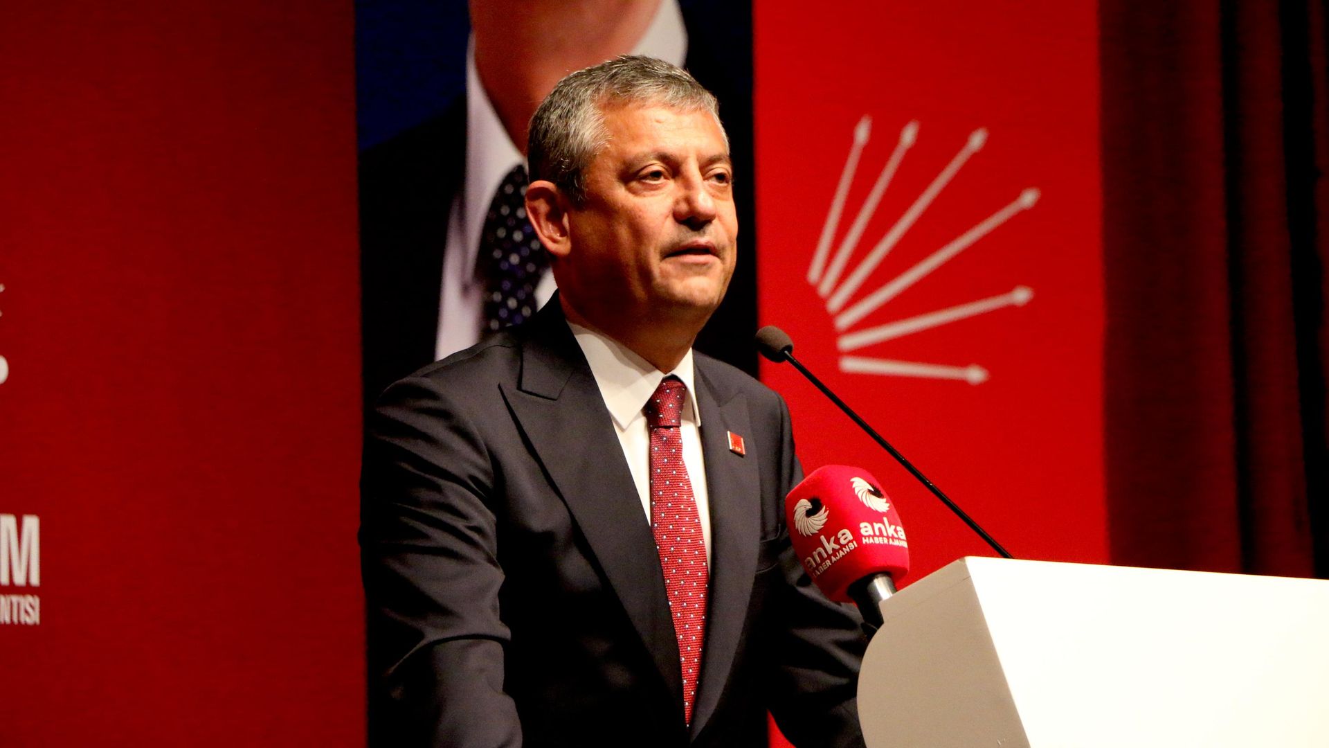 CHP Grup Başkanı Özgür Özel - Sputnik Türkiye, 1920, 07.07.2026