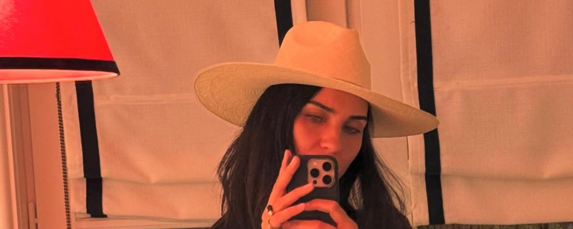 Tuba Büyüküstün sosyal medya  - Sputnik Türkiye, 1920, 11.07.2026